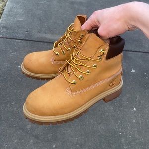 Timberland Boy's 6 Inch Waterproof Boot “Wheat Buc” Boys Size 2